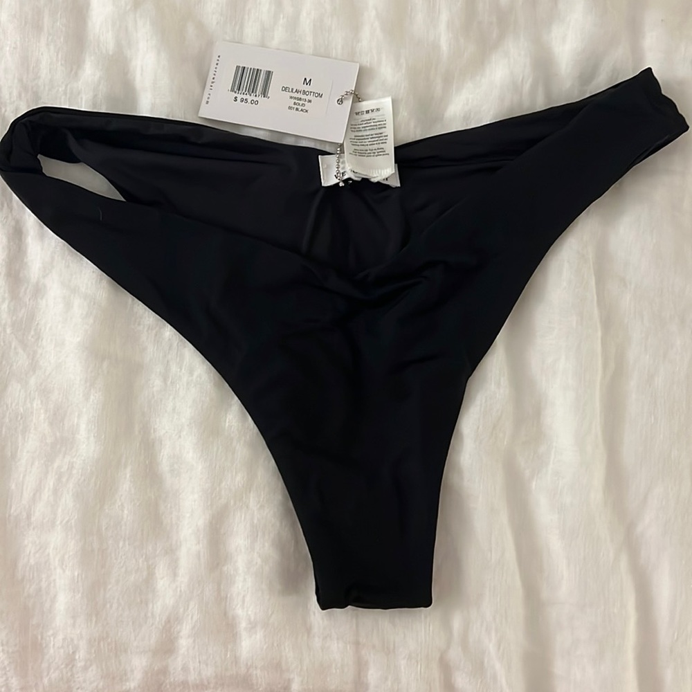 NWT WeWoreWhat Delilah bottom in black
